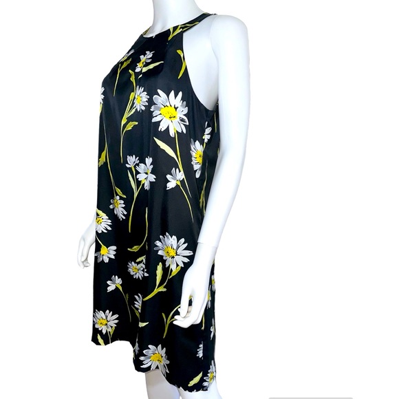 Donna Morgan | Daisy Print Dress - Picture 4 of 10